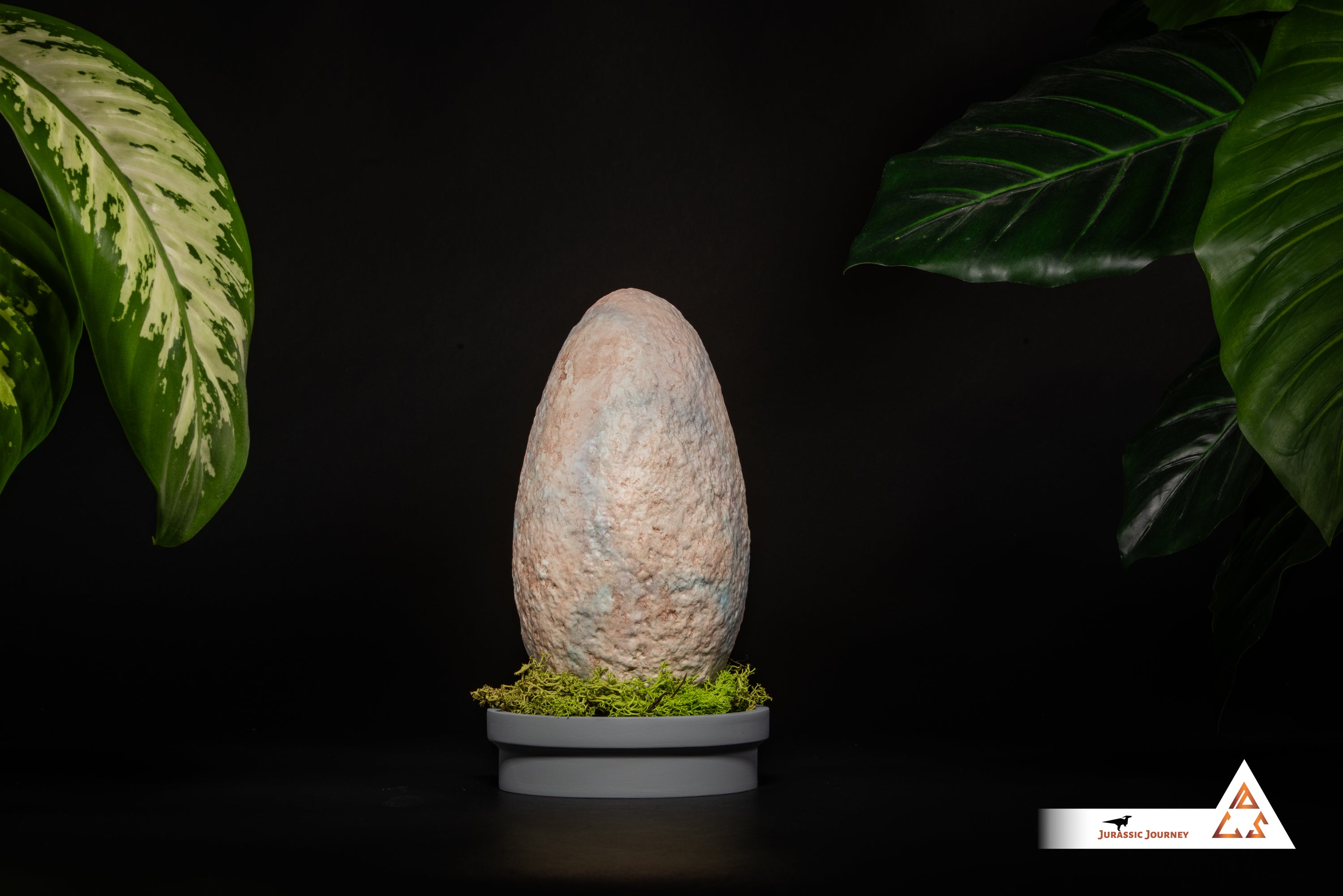 Velociraptor Egg | Lab Edition | 1:1 scale collectible item