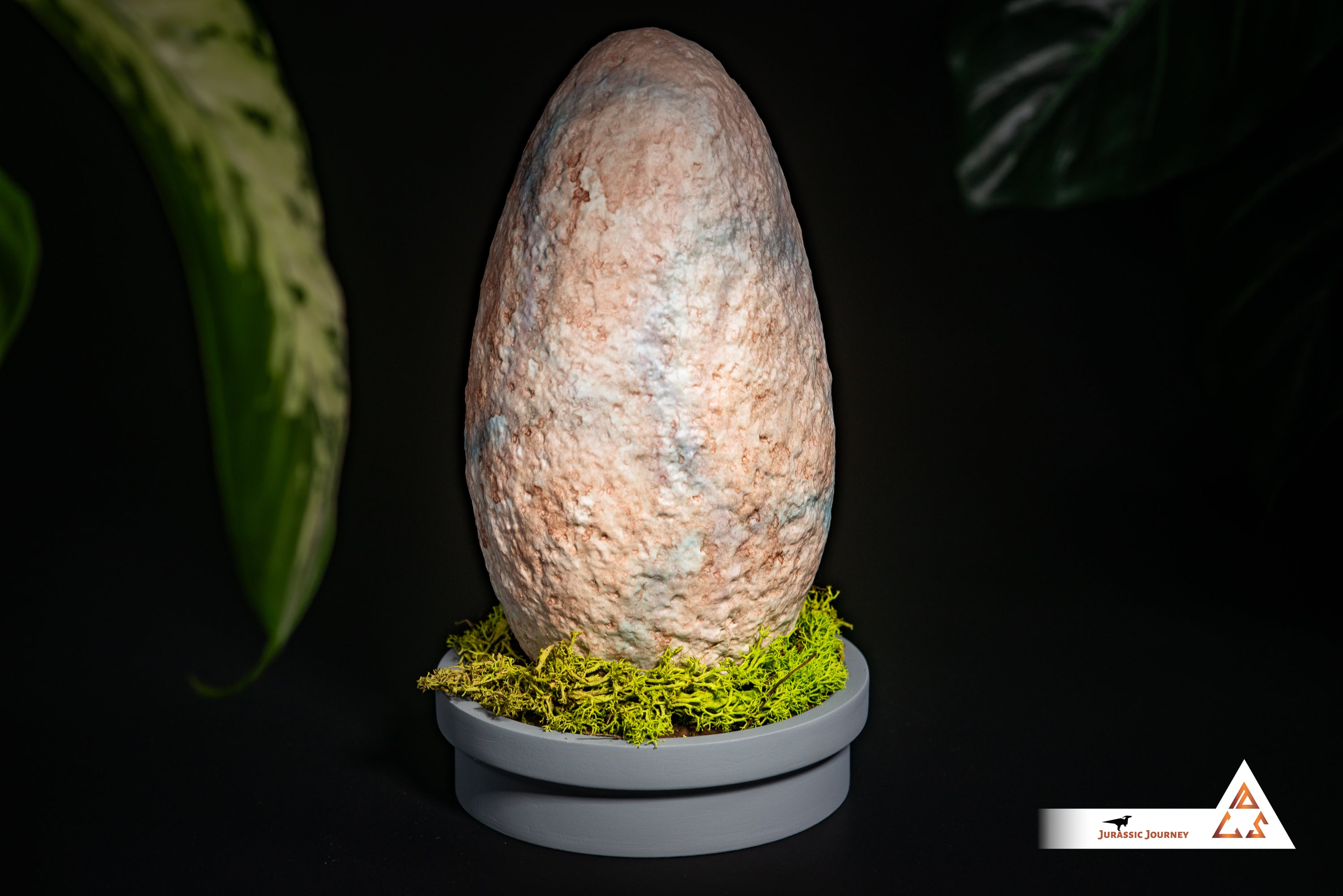 Velociraptor Egg | Lab Edition | 1:1 scale collectible item